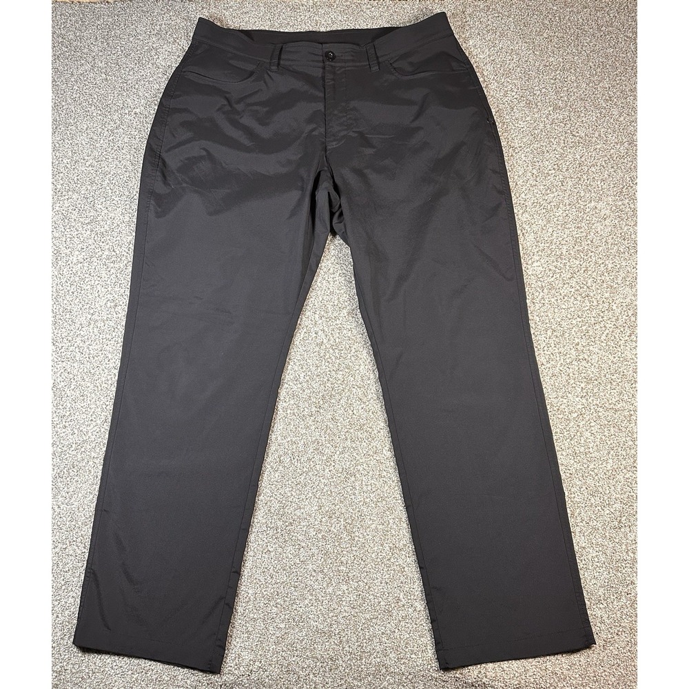 Under Armour Golf Pants Men 38 x 32 Black Stretch Performance Loose UA Tech EUC‎